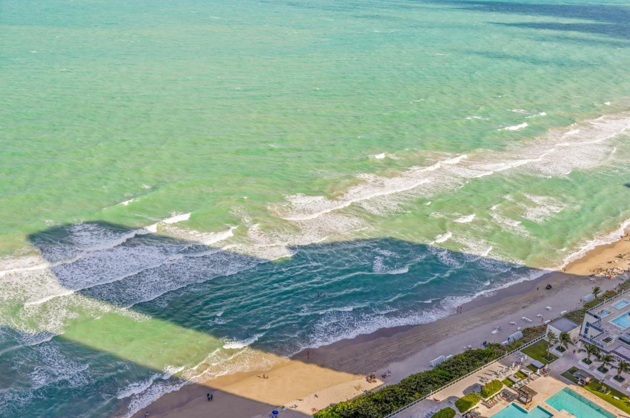 Seashore Resort - 2 Bedroom Right On The Beach Direct Ocean-View With Amenities On The Rooftop 할리우드 외부 사진